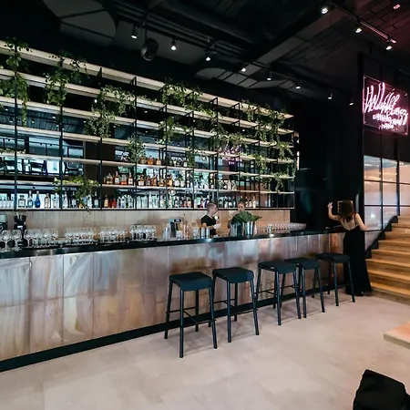 Nadmorskie Tarasy Nemo - Latarnia Morska - Port Kolobrzeg