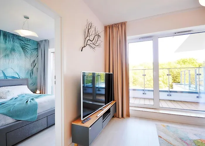 Nadmorskie Tarasy Nemo - Latarnia Morska - Port *